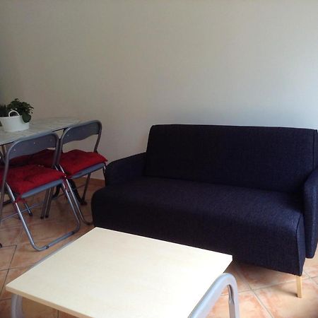 Charmant Appartement A Le Muy Avec Terrasse Et Jardin Екстер'єр фото